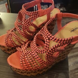 Mossimo Cork Wedges size 9.5.  FF54